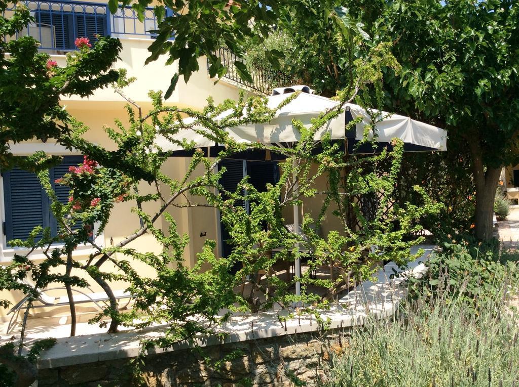 Angelica Villas Hotel Apartments Epidaurus Eksteriør billede